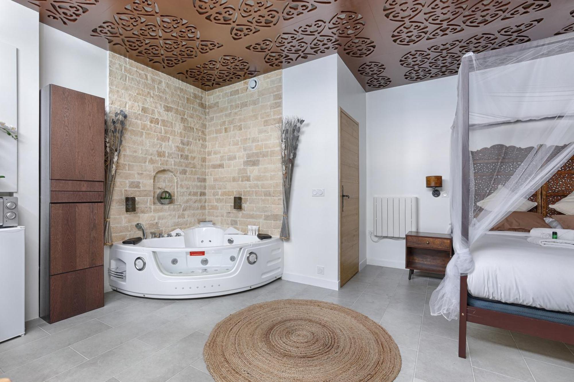 Mykeypers - Lovely Studio With Jacuzzi Paříž Exteriér fotografie