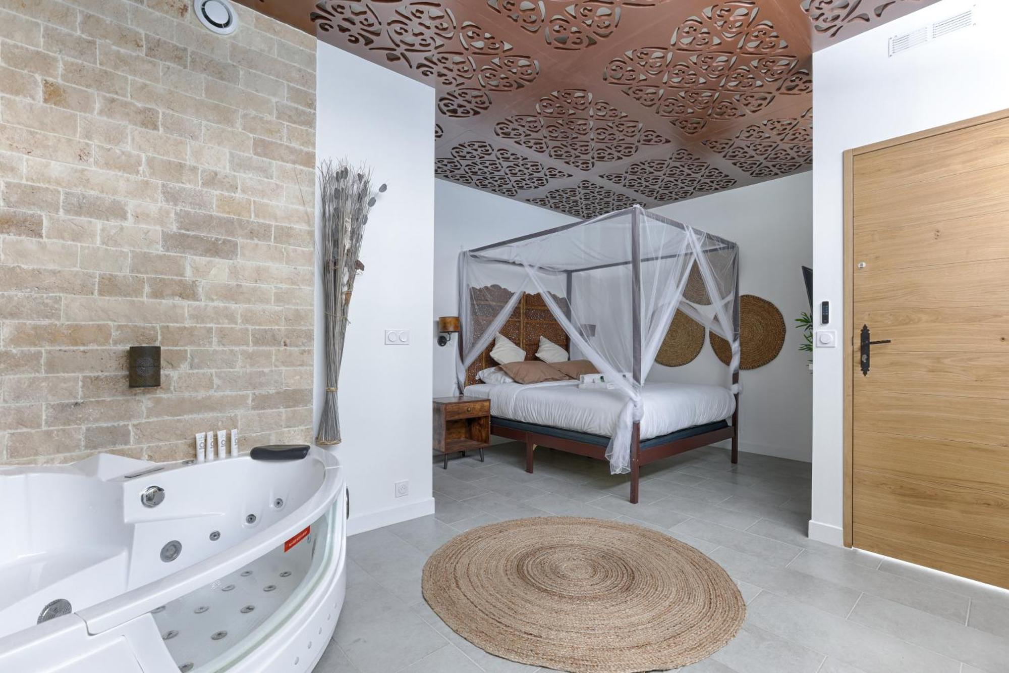 Mykeypers - Lovely Studio With Jacuzzi Paříž Exteriér fotografie