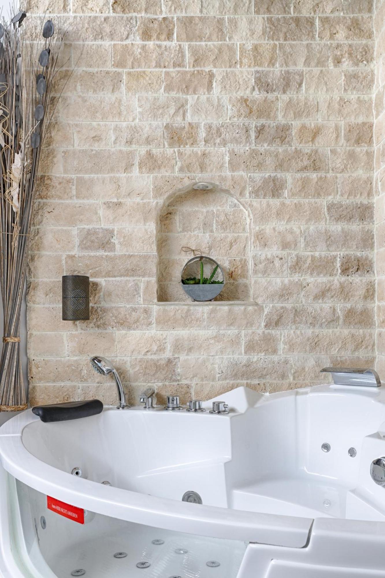 Mykeypers - Lovely Studio With Jacuzzi Paříž Exteriér fotografie
